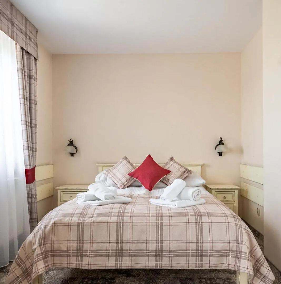 Hotel Helan Family & Spa