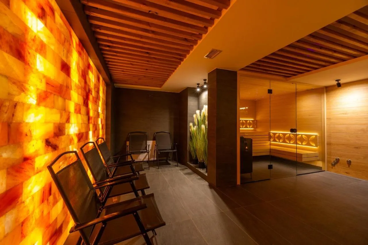 酒店 Helan Family & Spa 扎科帕内
